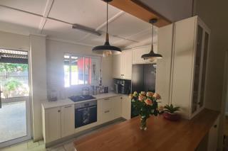 4 Bedroom Property for Sale in Wellington Central Western Cape